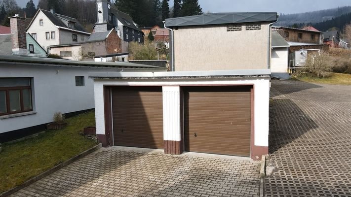 65 Doppelgarage.JPG