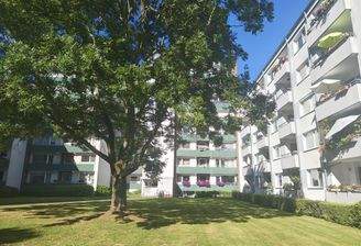 9038KC-02 gepflegte Wohnanlage