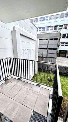 Groß (Balkonblick3)