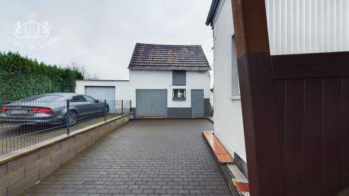 CAM01984G0-PR0440-STILL028