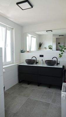 Waschtisch im Bad OG