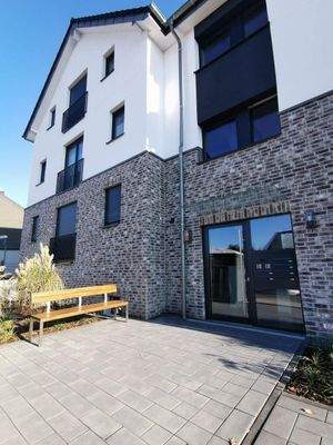 Hausansicht Eingang.jpg