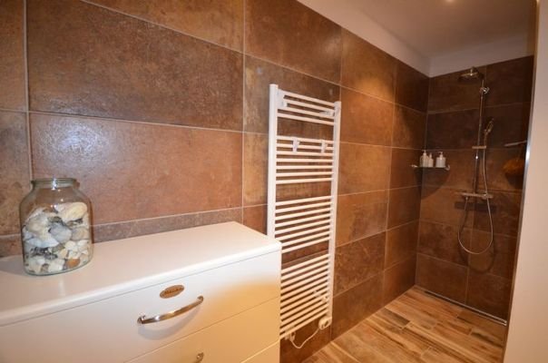 10    Walk in Dusche