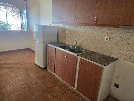 Kreta, Rethymno: Einfamilienhaus zum Verkauf unter dem Schloss von Fortezza