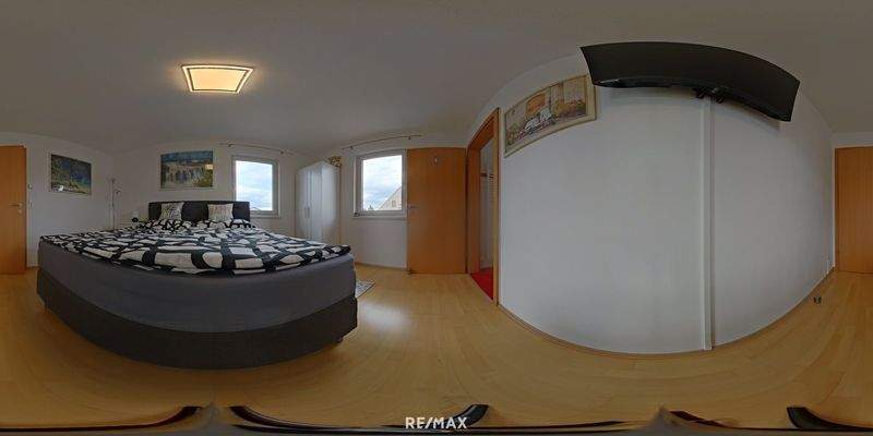 Wohnhaus - OG Zimmer 3 mit Bad