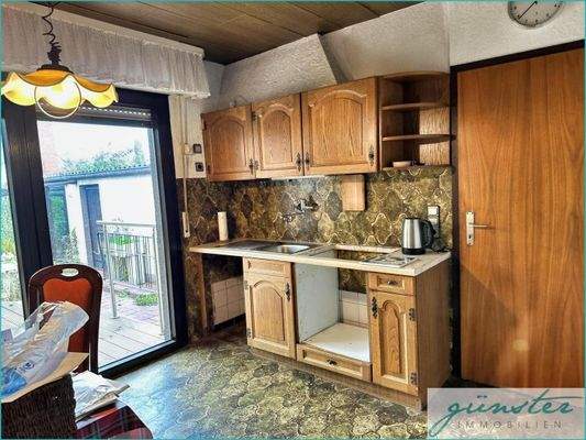 Küche mit Zugang Terrasse