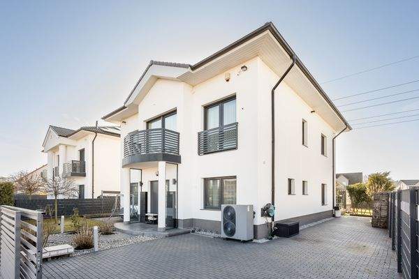 Entrance to the house