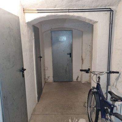 Keller Hinterhaus 02