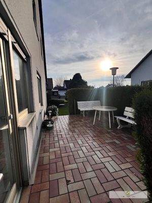 Von der Küche aus begehbare Terrasse