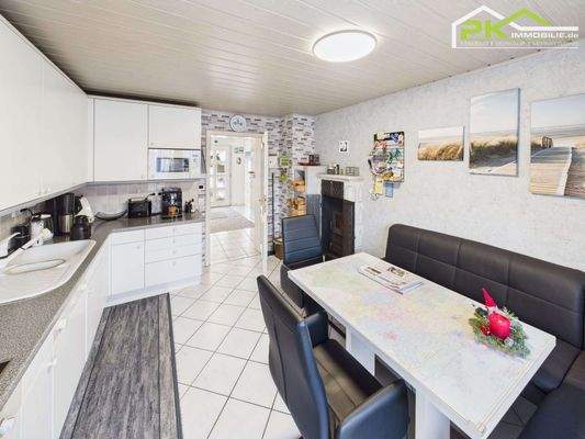 Küche und Essbereich