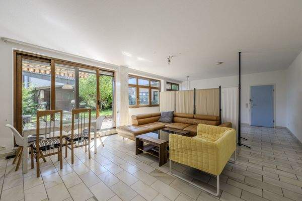 Großzügiger Wohn-/ Essbereich