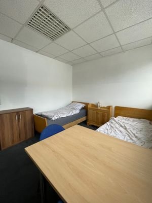 Zimmer 2, Bild 4.JPEG