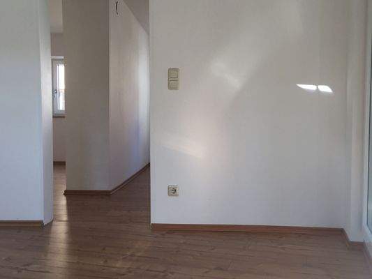 Flur OG.JPG
