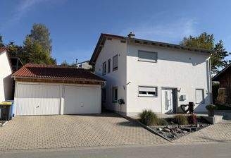 Wohnhaus - Hirschbach