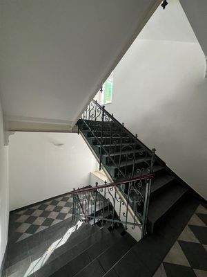 Treppenhaus renoviert