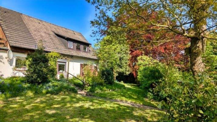 Rund ums Haus im Sommer