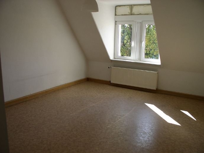 sonnige 3 Raum-Dachgeschosswohnung