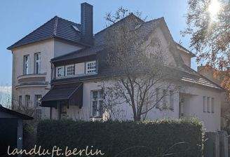 Villa von Nordwesten.jpg