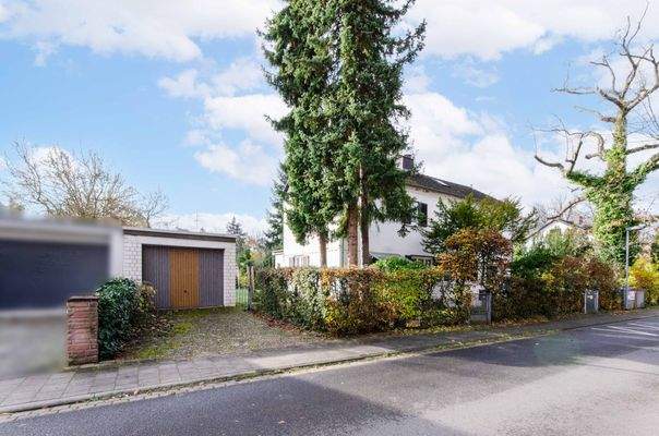 Hausansicht - Straßenseitig