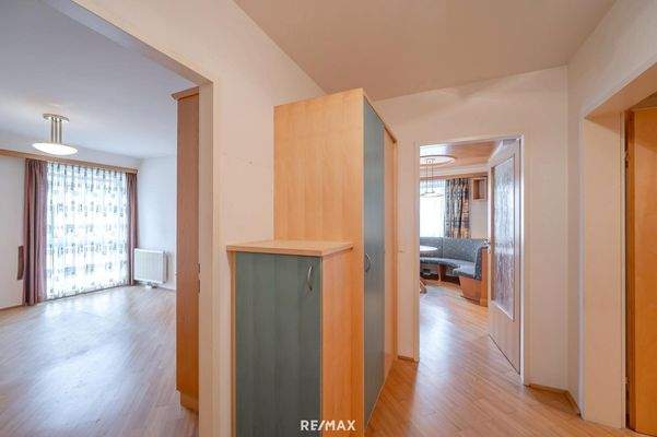 Blick ins freundliche Schlafzimmer