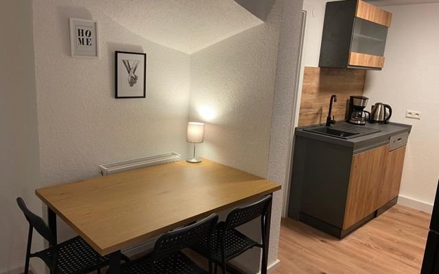 Wohnung mieten Stuttgart Wangen möbliert auf Zeit bei urbanbnb 12.jpeg