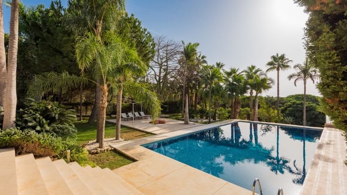 Photo: Villa in Marbella East