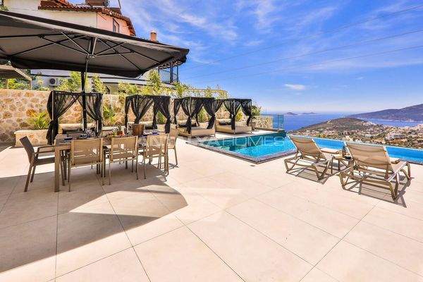 Luxury Sea View Villa with Extensive Amenities in Kalkan Antalya