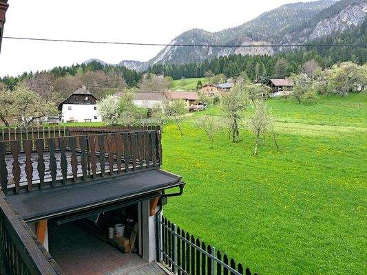 Blick auf das Gebirgspanorama im Norden.jpg