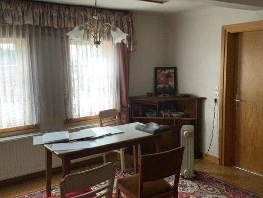 Wohnzimmer/ Esszimmer