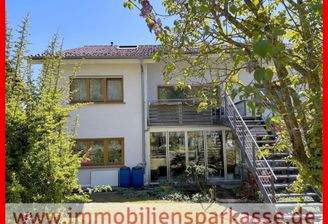 Zweifamilienhaus in toller Lage