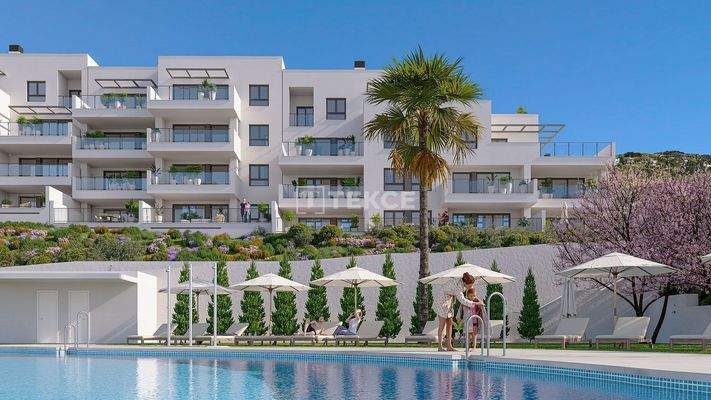 New Build Bright Apartments with Large Terraces in Almunecar