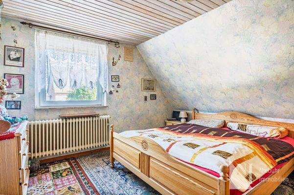 Schlafzimmer im DG