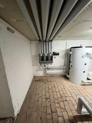90 Technikraum