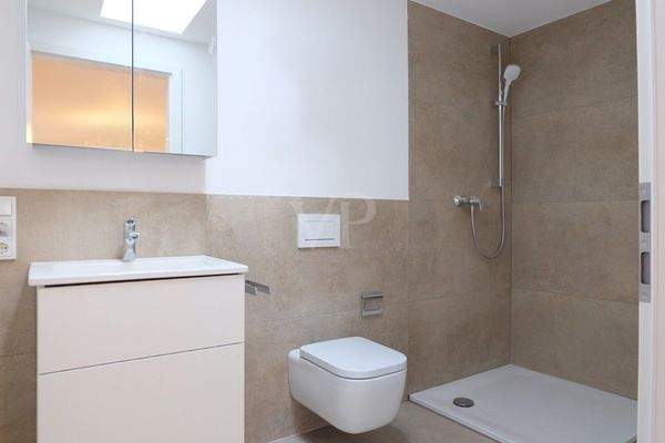 ... und Wellnessoase im OG