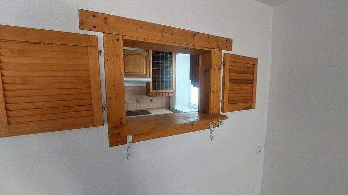 Durchreiche Küche.jpg