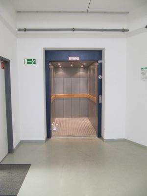 Aufzug.JPG