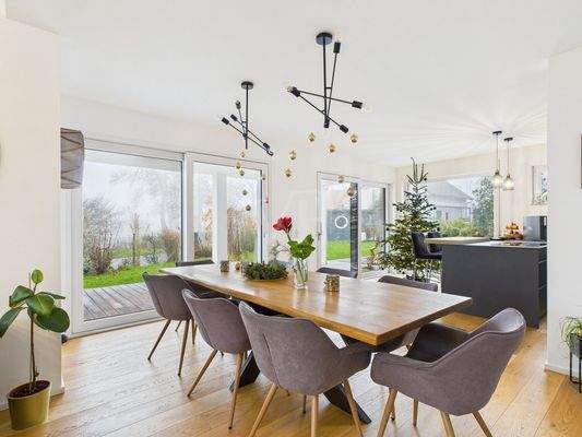 Essbereich mit Küche