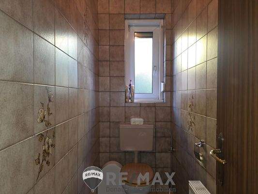 2000 EFH 12 Toilette