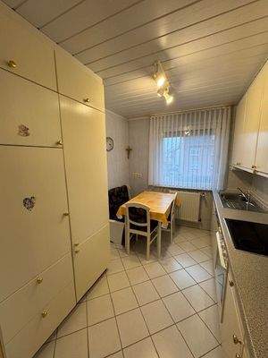 Küche mit EBK im OG