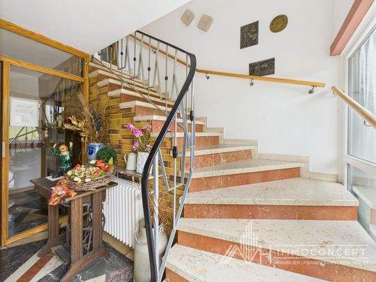 CAM04062G0-PR0038-STILL014