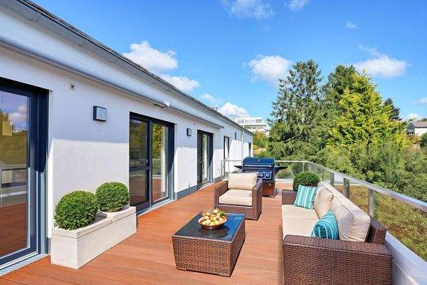 Terrasse vor dem Essbereich – Einrichtungsbeispiel