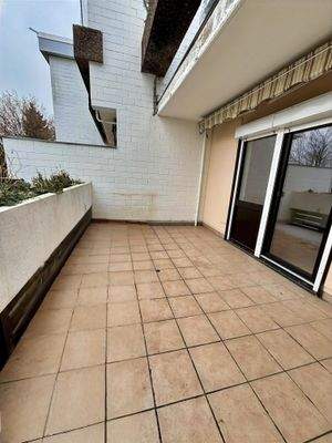 Blick auf den teilüberdachten Balkon