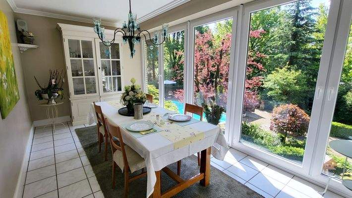 Esszimmer Hauptwohnung