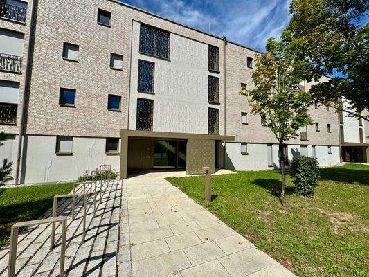 Außenansicht_Gebäude