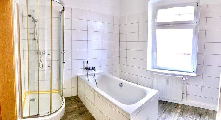 Modernes Badezimmer