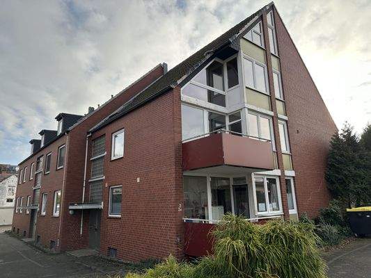 Eingang mit nur 3 Wohnungen