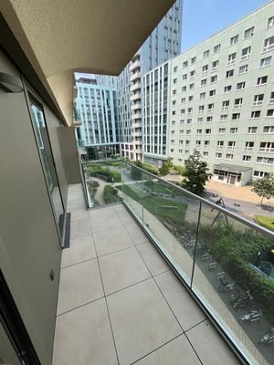 Zweiter Balkon zum Innenhof