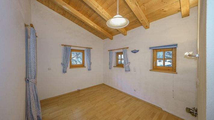 KITZIMMO-Historischen Anwesen mit 3.800 m² Grund in Ruhelage - Immobilien Jochberg.