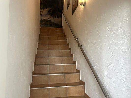 Treppenaufgang zum DG