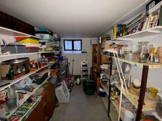 Viel Stauraum bietet der Keller